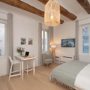Appartement Design Suites - Vieux Port, Marseille